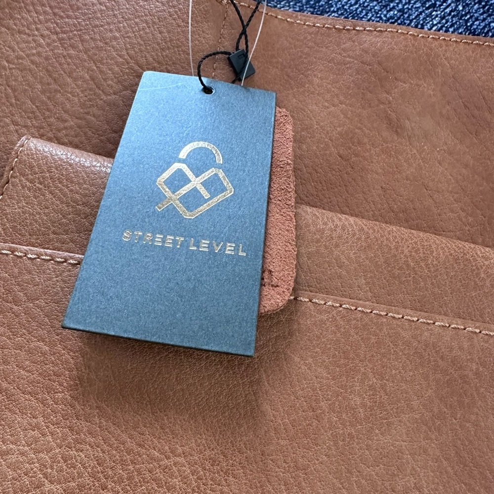 Street Level Brown Tote Bag - Picture 2 of 9